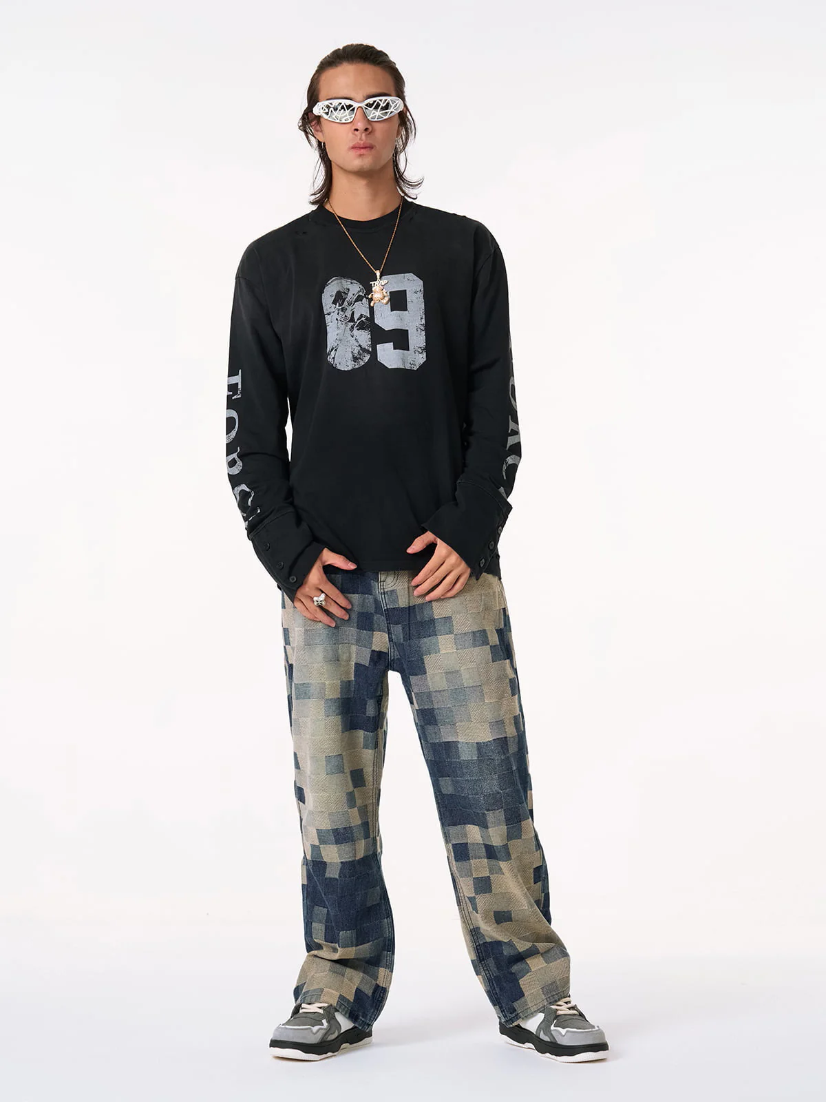 Distressed NO. 09 Long Sleeve T-Shirt - Image 10