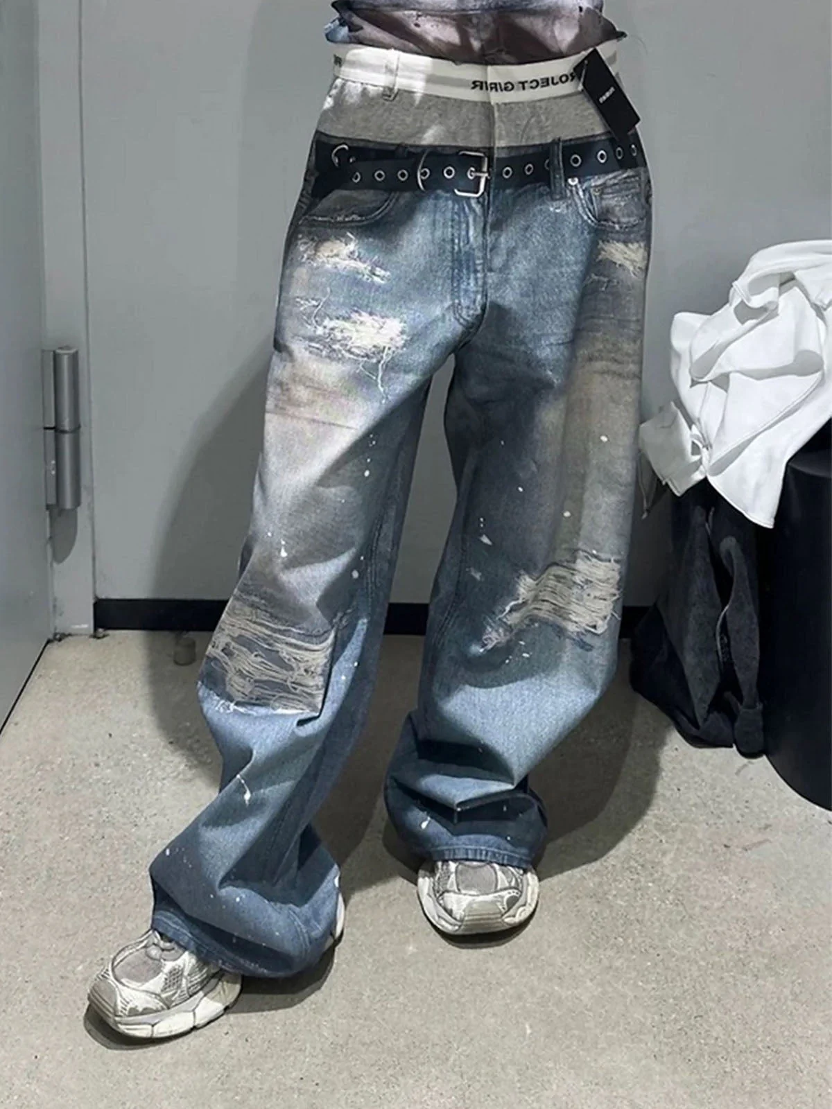 Washed Street Printed Destroyed Jeans - Image 8