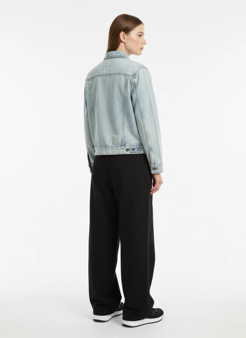 Vintage Light Wash Workwear Denim Jacket - Image 4